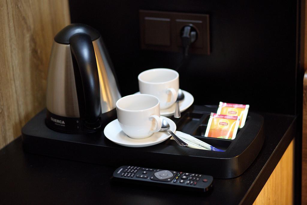 Amadeus Motel Lomza Ngoại thất bức ảnh